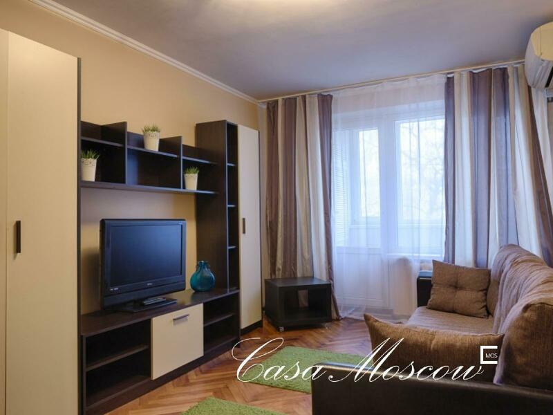 Фото комнаты в квартире реальные простые небогатые. Снять квартиру в москве на длительный срок тимирязевский район. Суточная квартира метро савёловская. Москва apartment kristall самокатная улица 8. Снять квартиру на тимирязева 8.